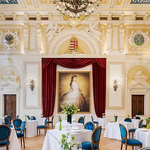 aurea-ana-palace-hotel.inbudapesthotels.com/