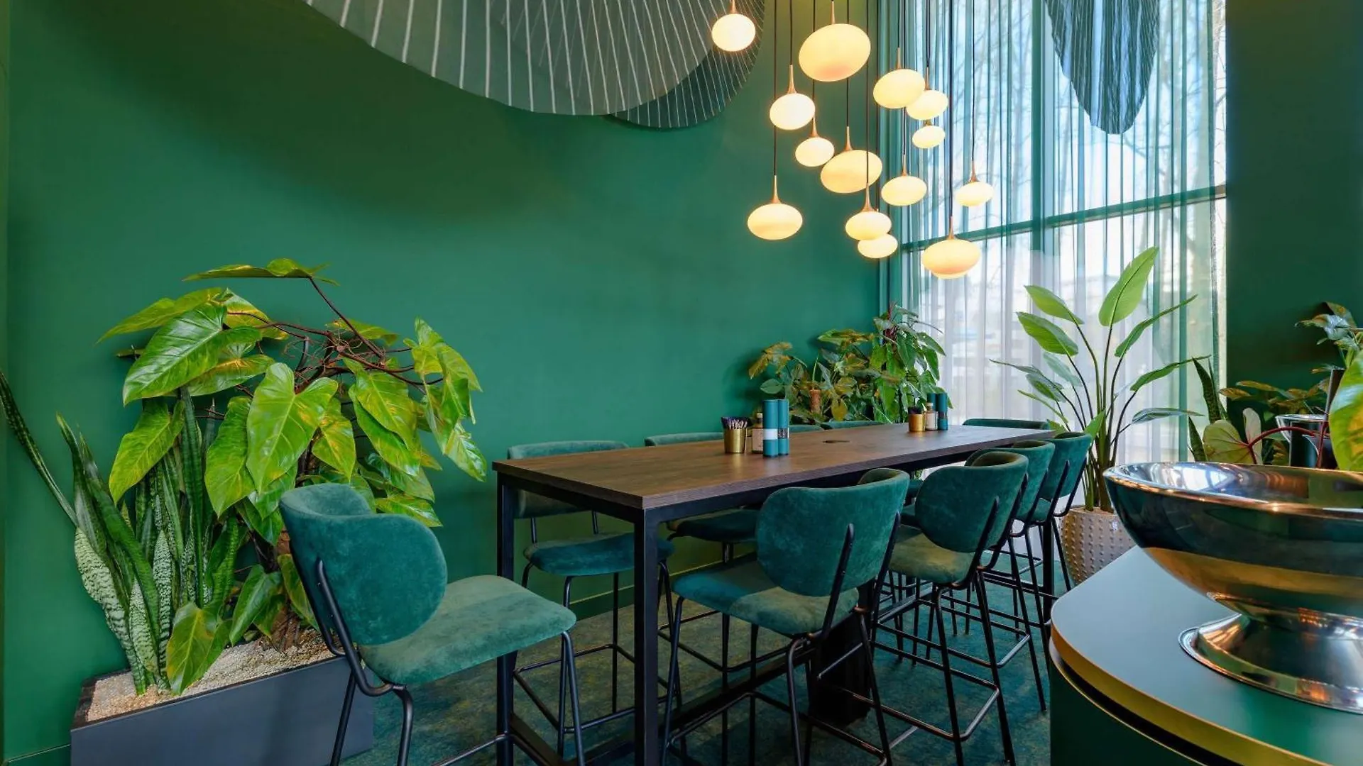 Hotel Ibis Styles Rotterdam Ahoy 4*,